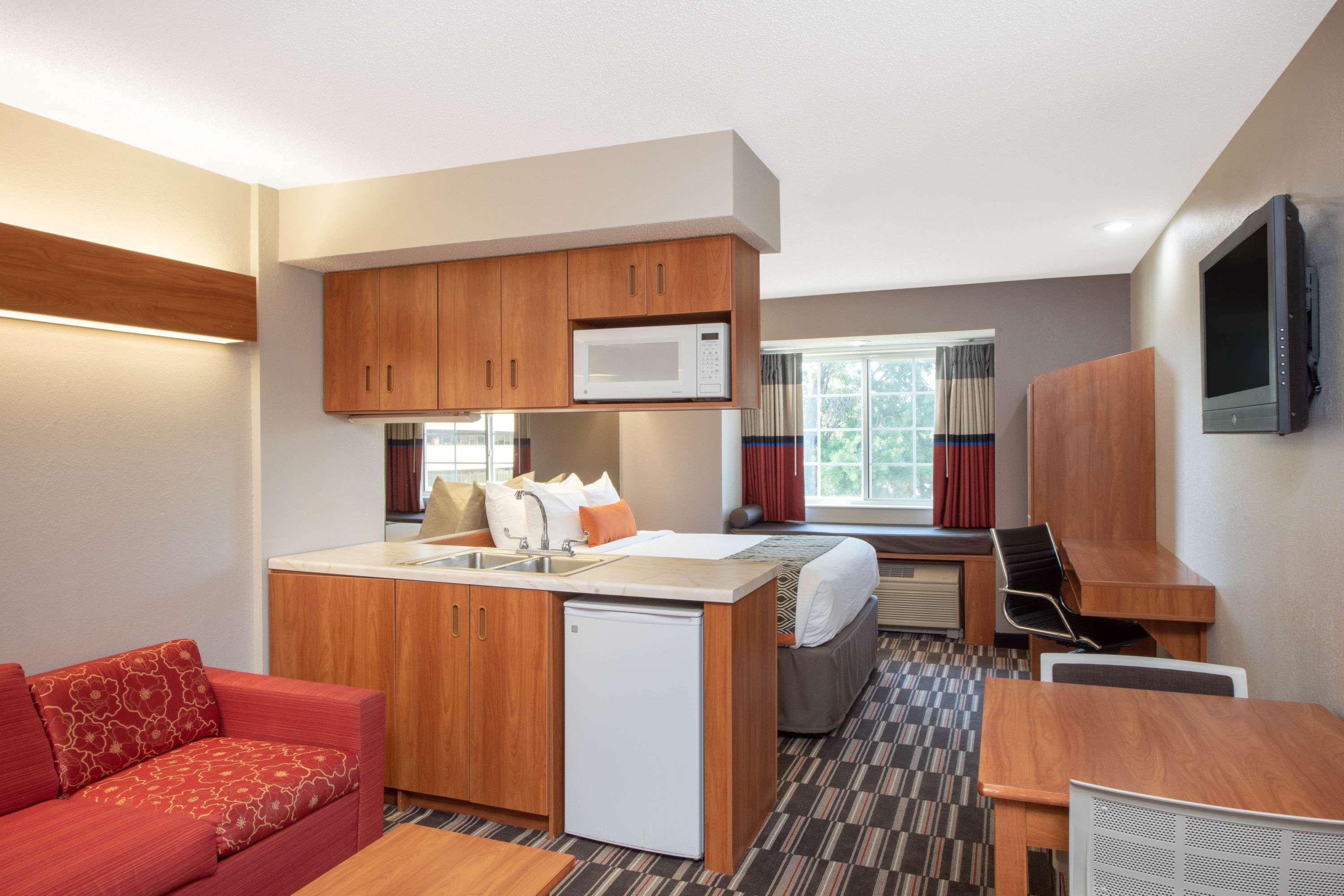 Microtel Inn & Suites By Wyndham Springfield Exterior foto