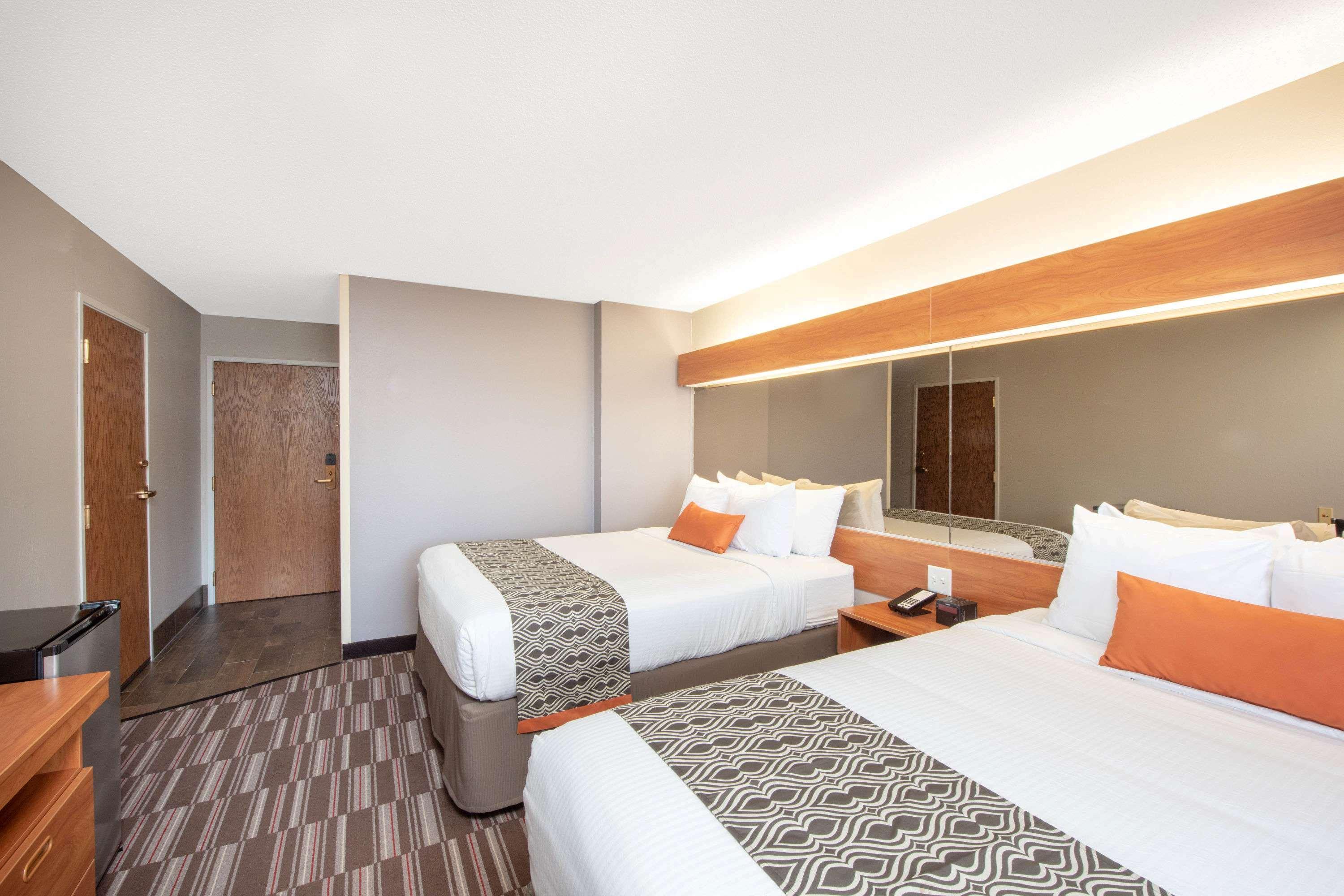 Microtel Inn & Suites By Wyndham Springfield Exterior foto