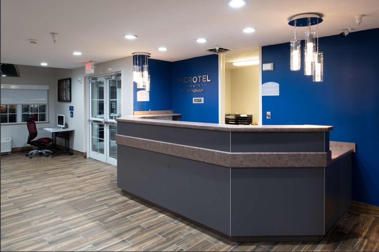 Microtel Inn & Suites By Wyndham Springfield Exterior foto