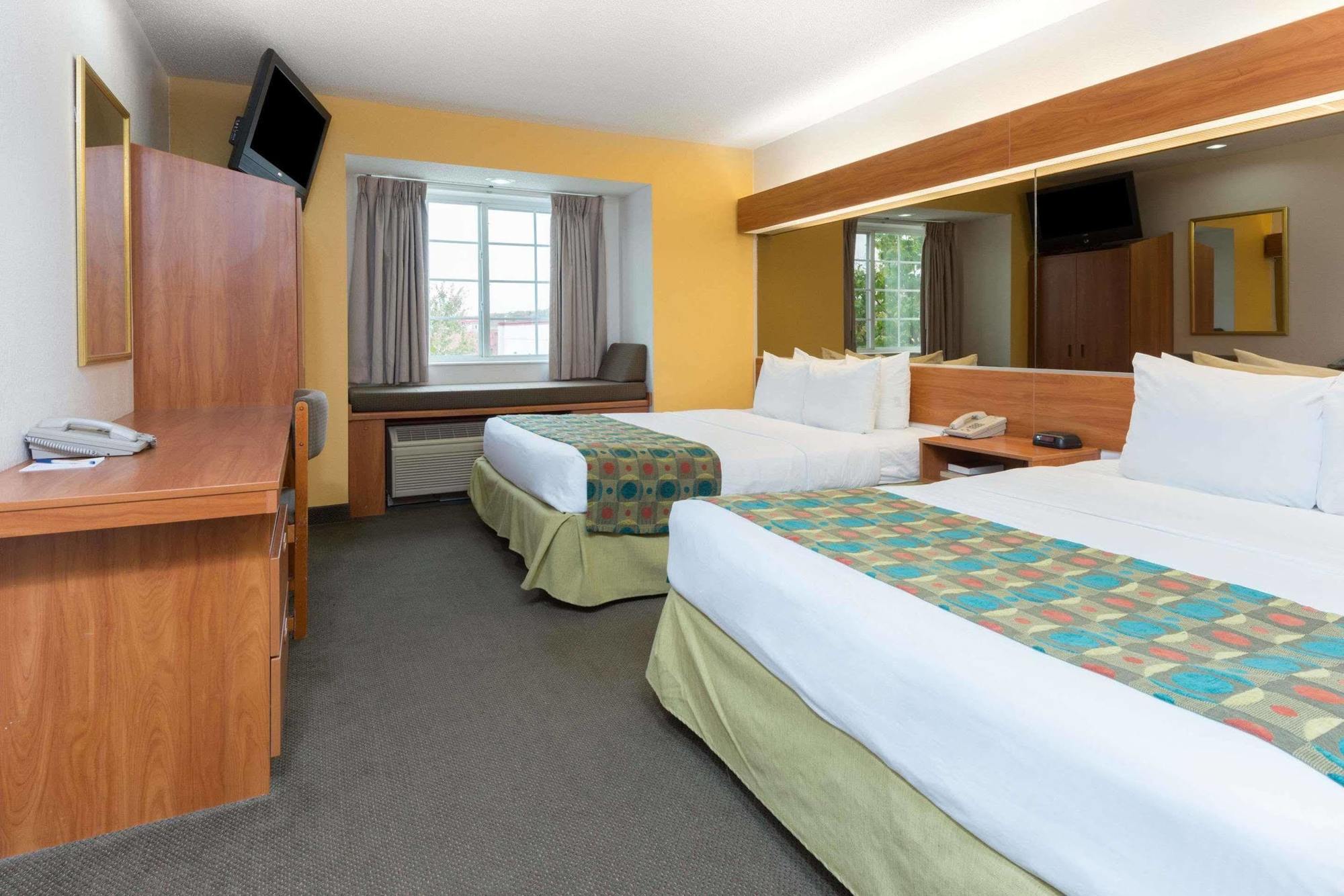 Microtel Inn & Suites By Wyndham Springfield Exterior foto